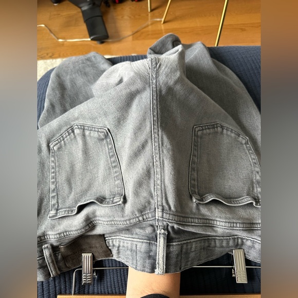 Ermenegildo Zegna Men’s Gray Tailored-Fit Straight Leg Taccuino Jeans Collection - Picture 10 of 13